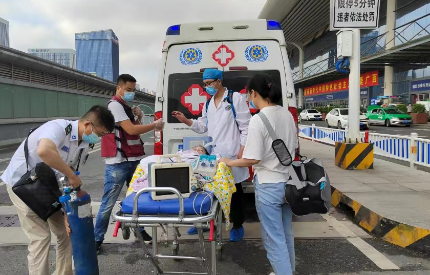 兴城市救护车出租公司